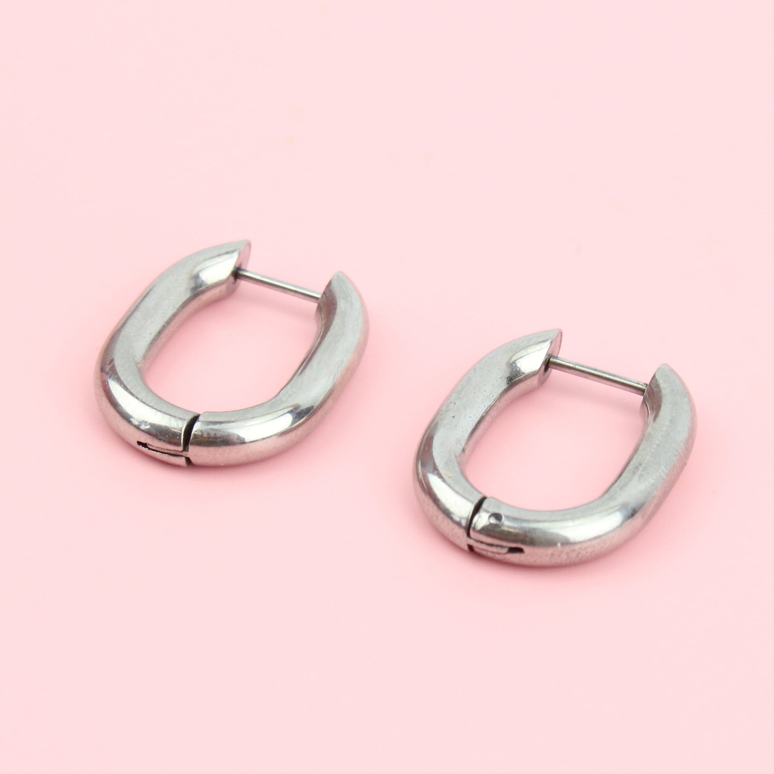 Chunky Oval Hoop Earrings