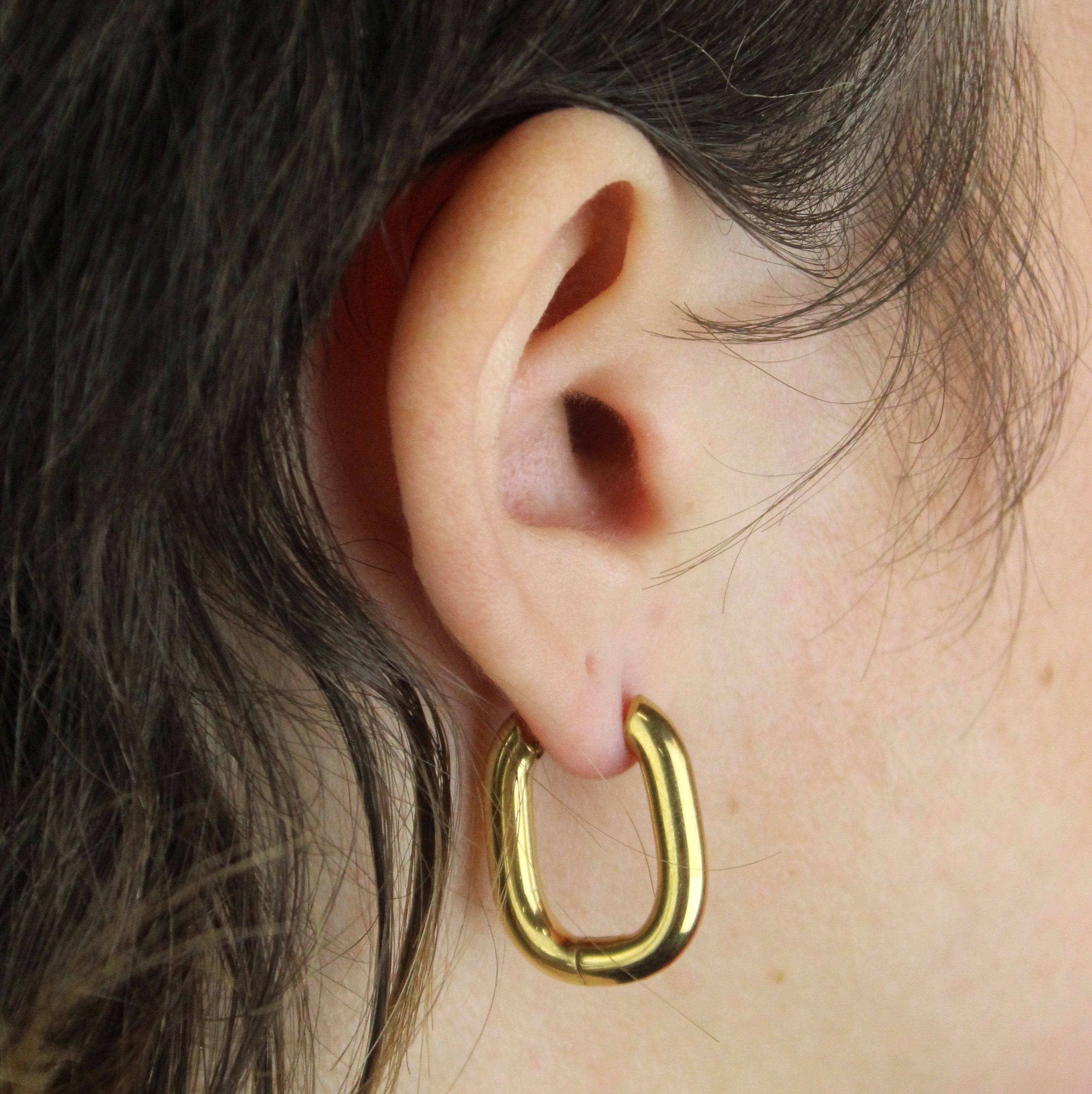 Chunky Oval Hoop Earrings (Gold Plated)